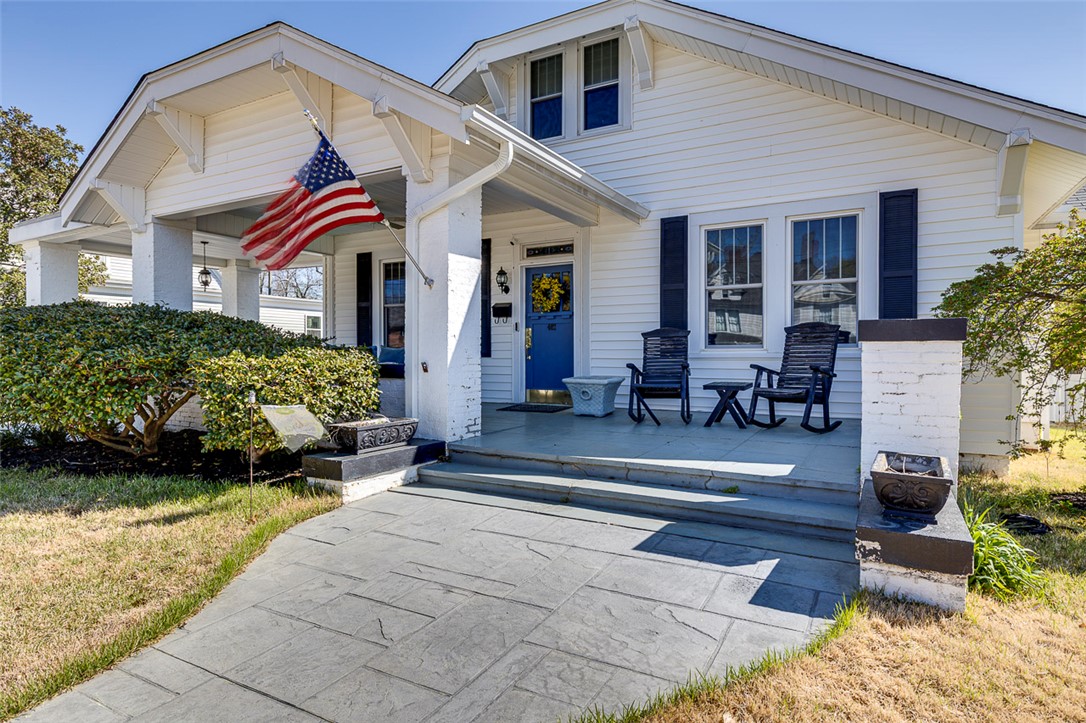 402 Brown Avenue Belton, SC 29627 - Photo 3 of 50