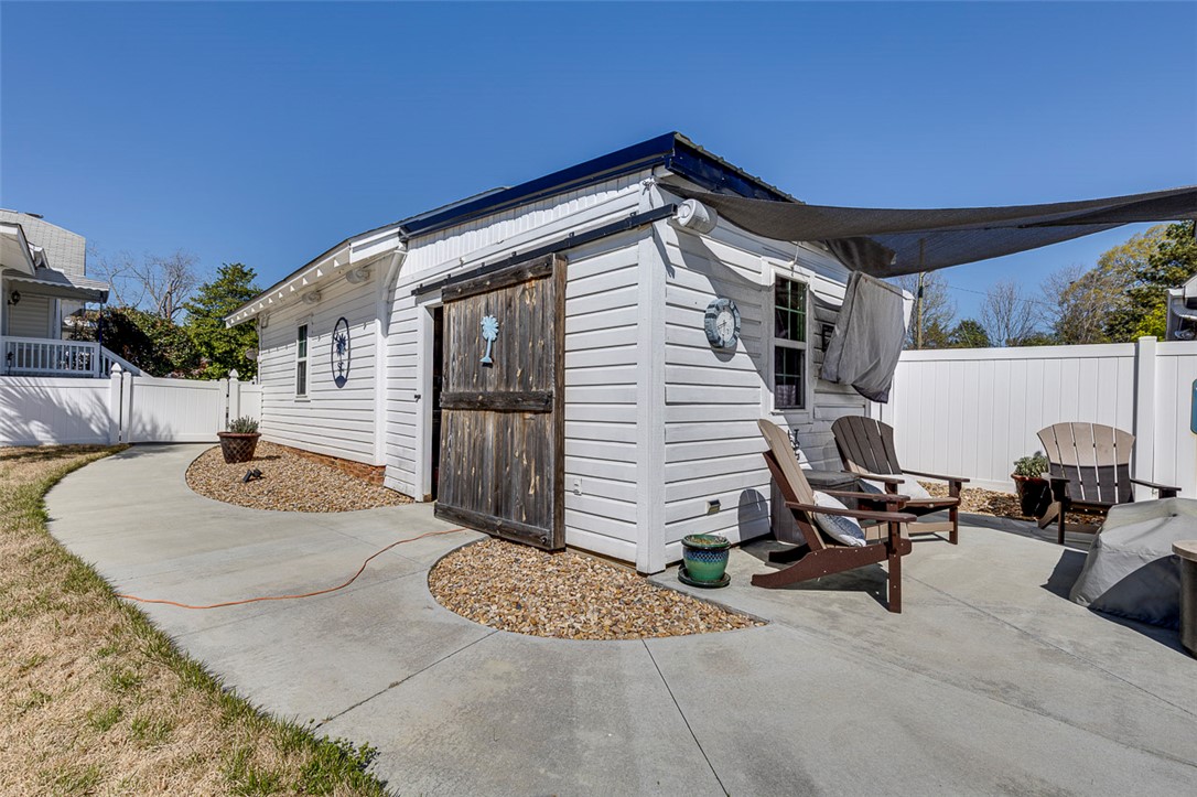 402 Brown Avenue Belton, SC 29627 - Photo 36 of 50