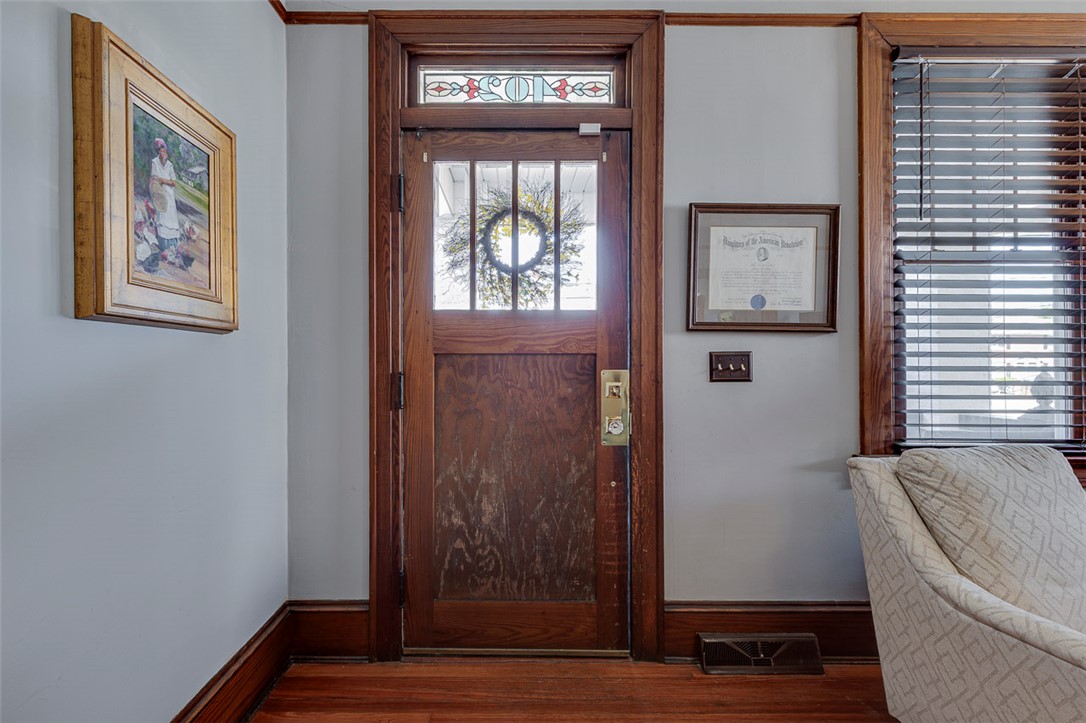 402 Brown Avenue Belton, SC 29627 - Photo 6 of 50