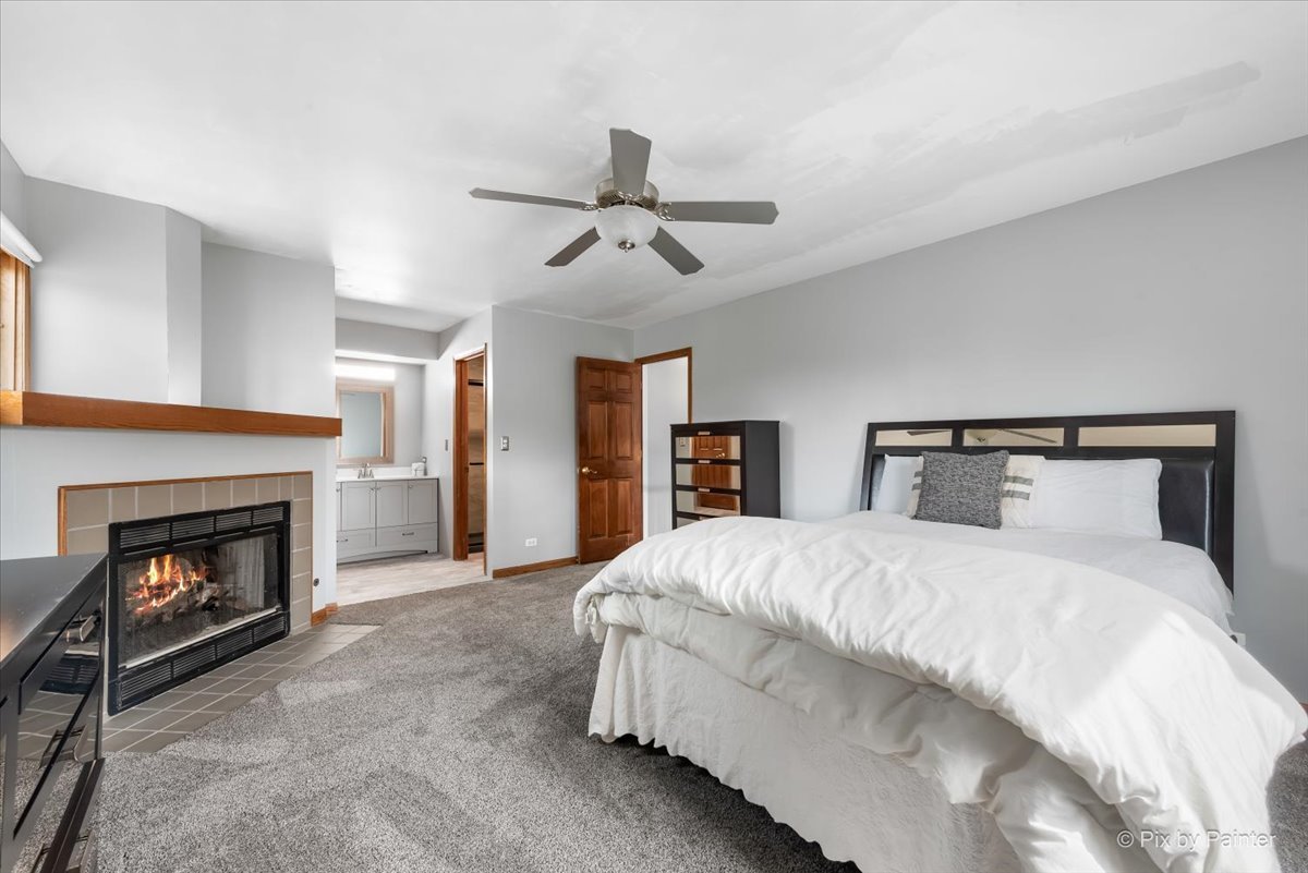 730 Dorchester Drive Bolingbrook, IL 60440 - Photo 6 of 38 Gallery Image 6