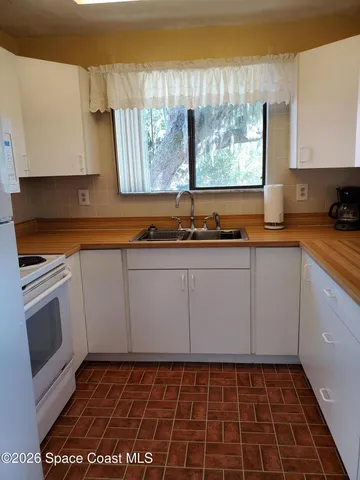 $1,350 | 2324 Bignonia Street, Unit 2, Melbourne, FL 32901