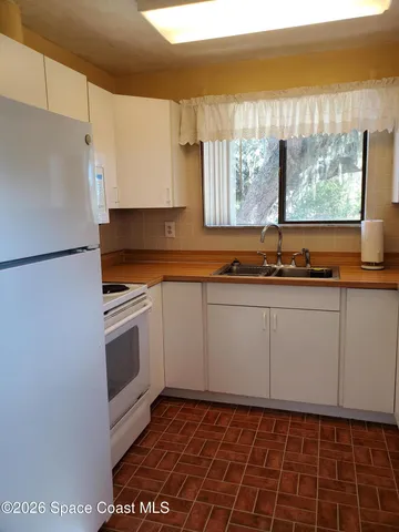 $1,350 | 2324 Bignonia Street, Unit 2, Melbourne, FL 32901