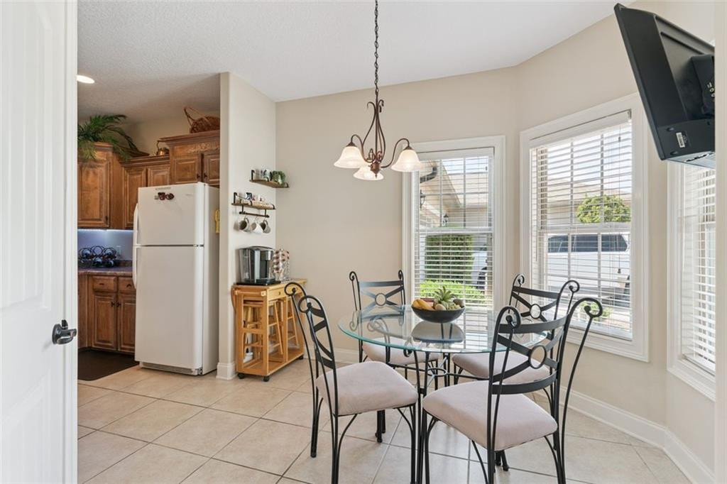 152 Villa Road Brunswick, GA 31525 - Photo 4 of 37 Kitchen