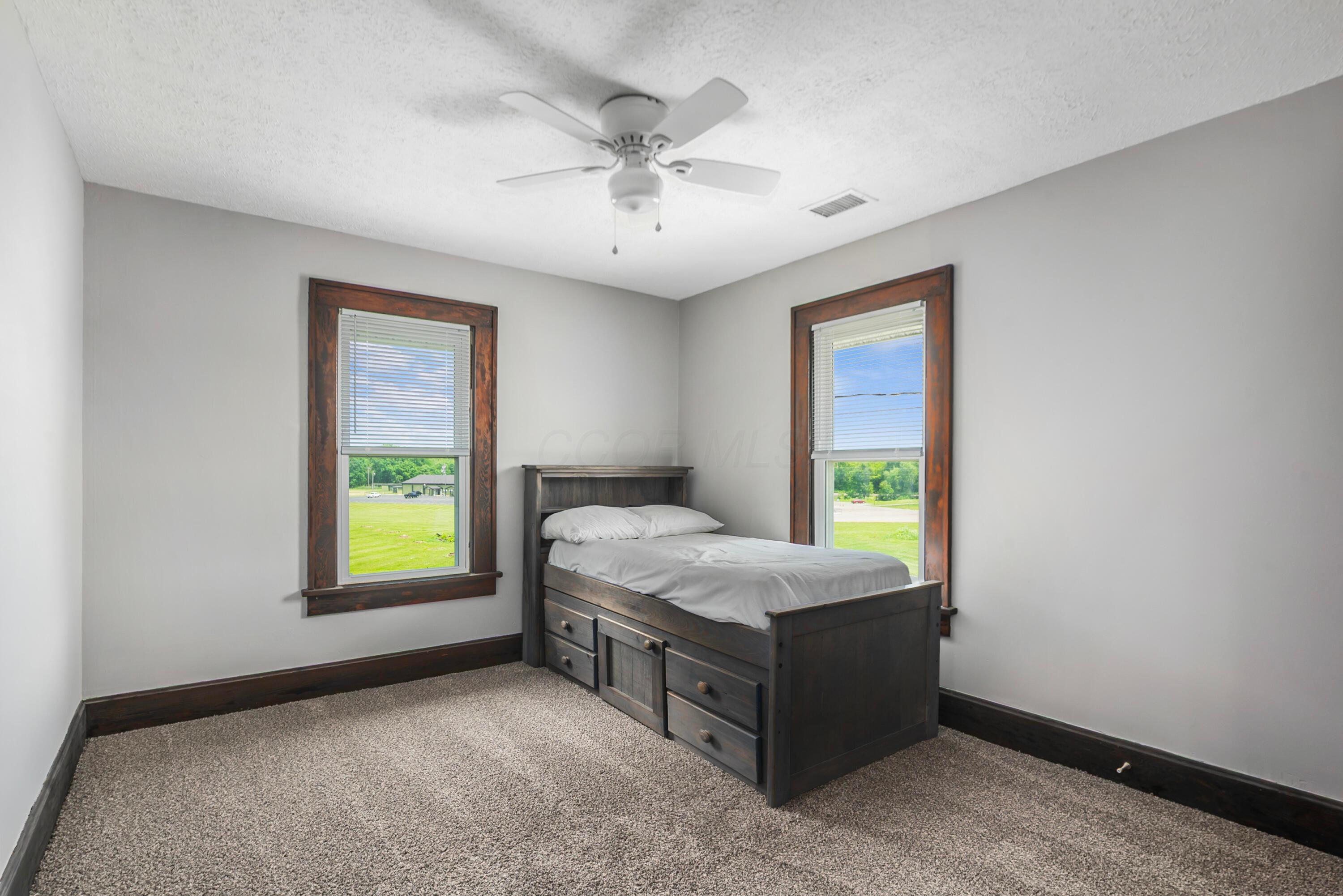 1125 Sugar Grove Road Southeast Lancaster, OH 43130 - Photo 20 of 39