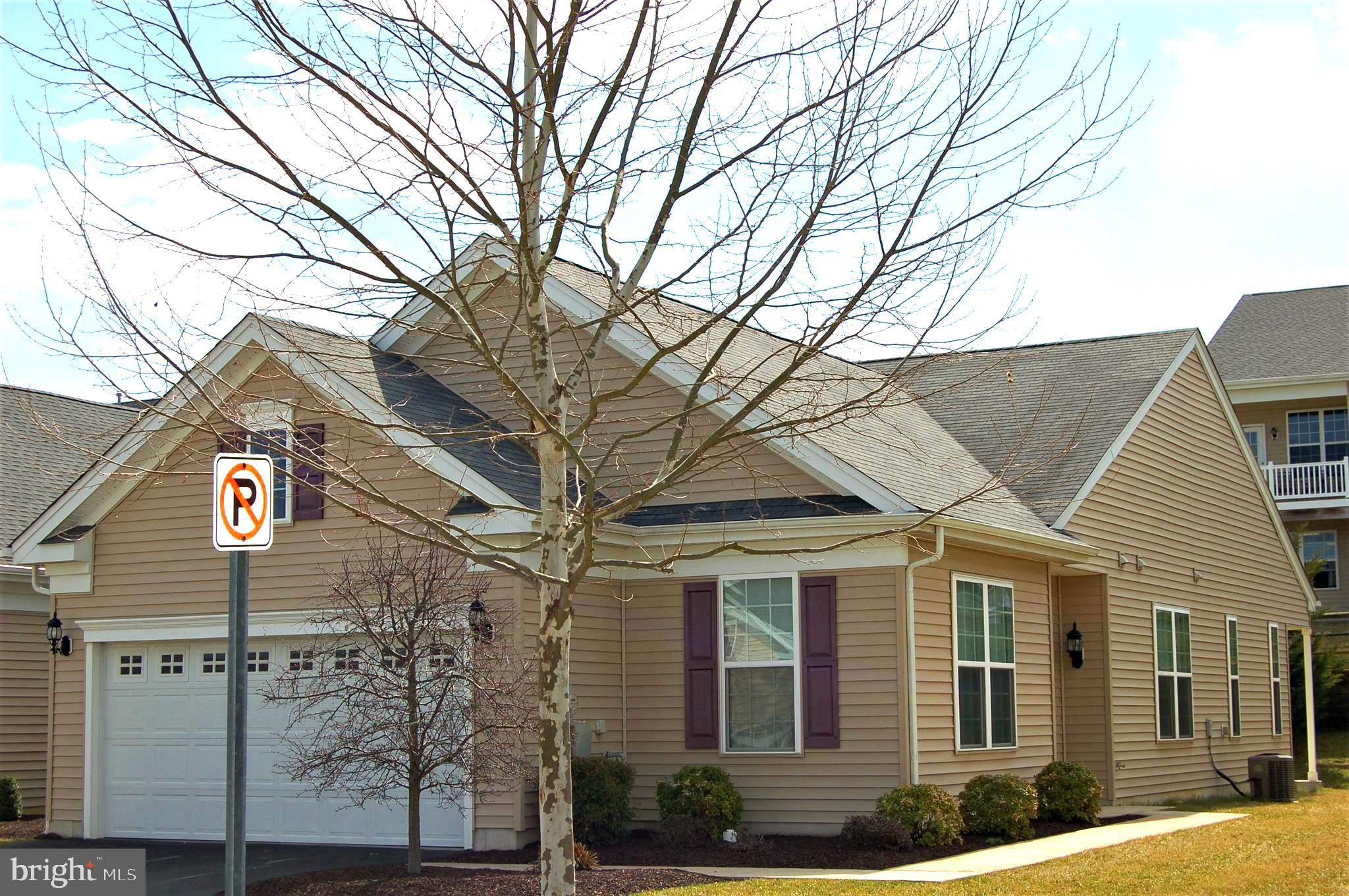 185 Pinkerton Road Coatesville, PA 19320 - Photo 1 of 17 Front entry garage