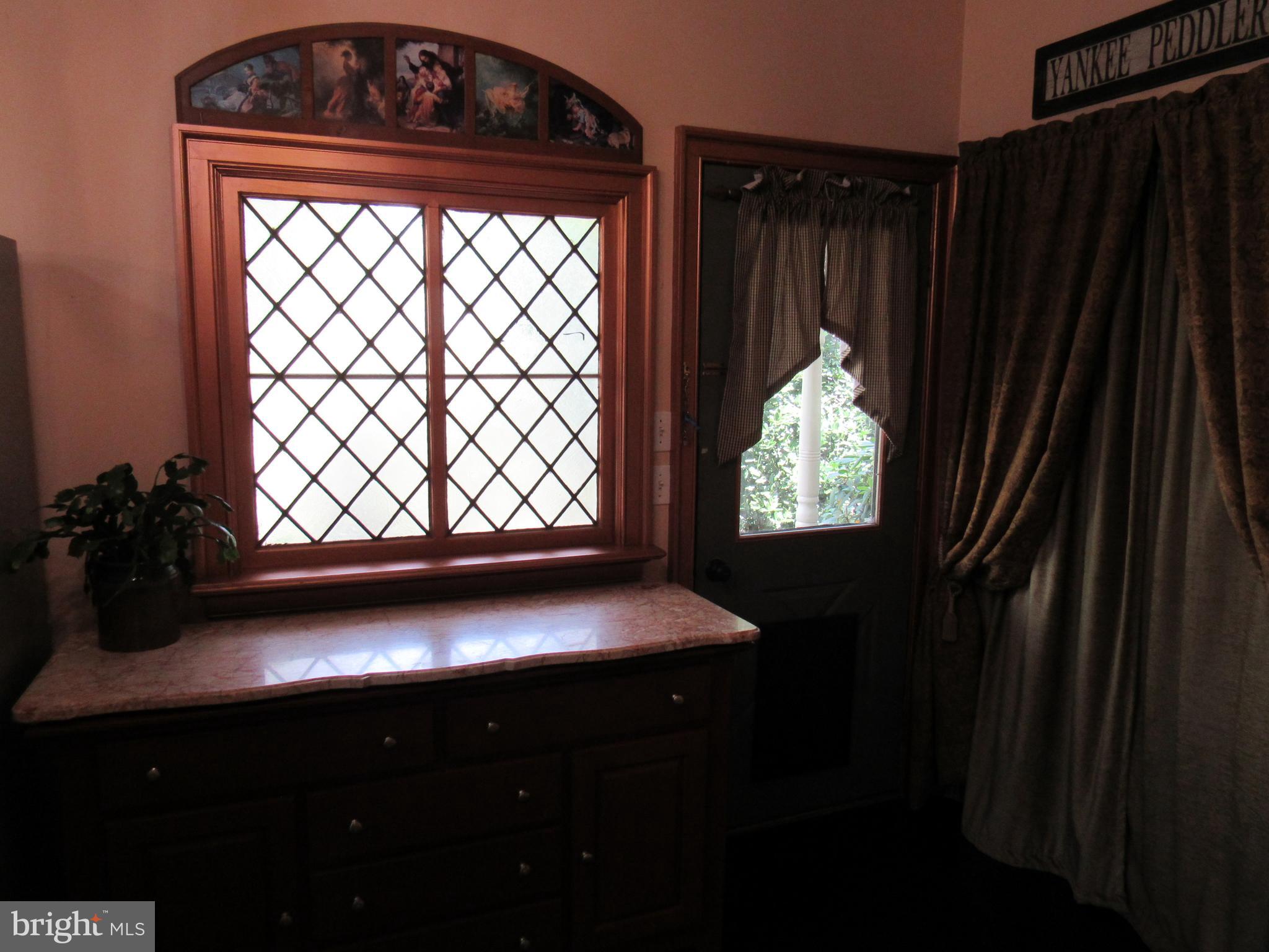 1105 Wilson Street Pottstown, PA 19464 - Photo 25 of 86 CUSTOM KIT WINDOW