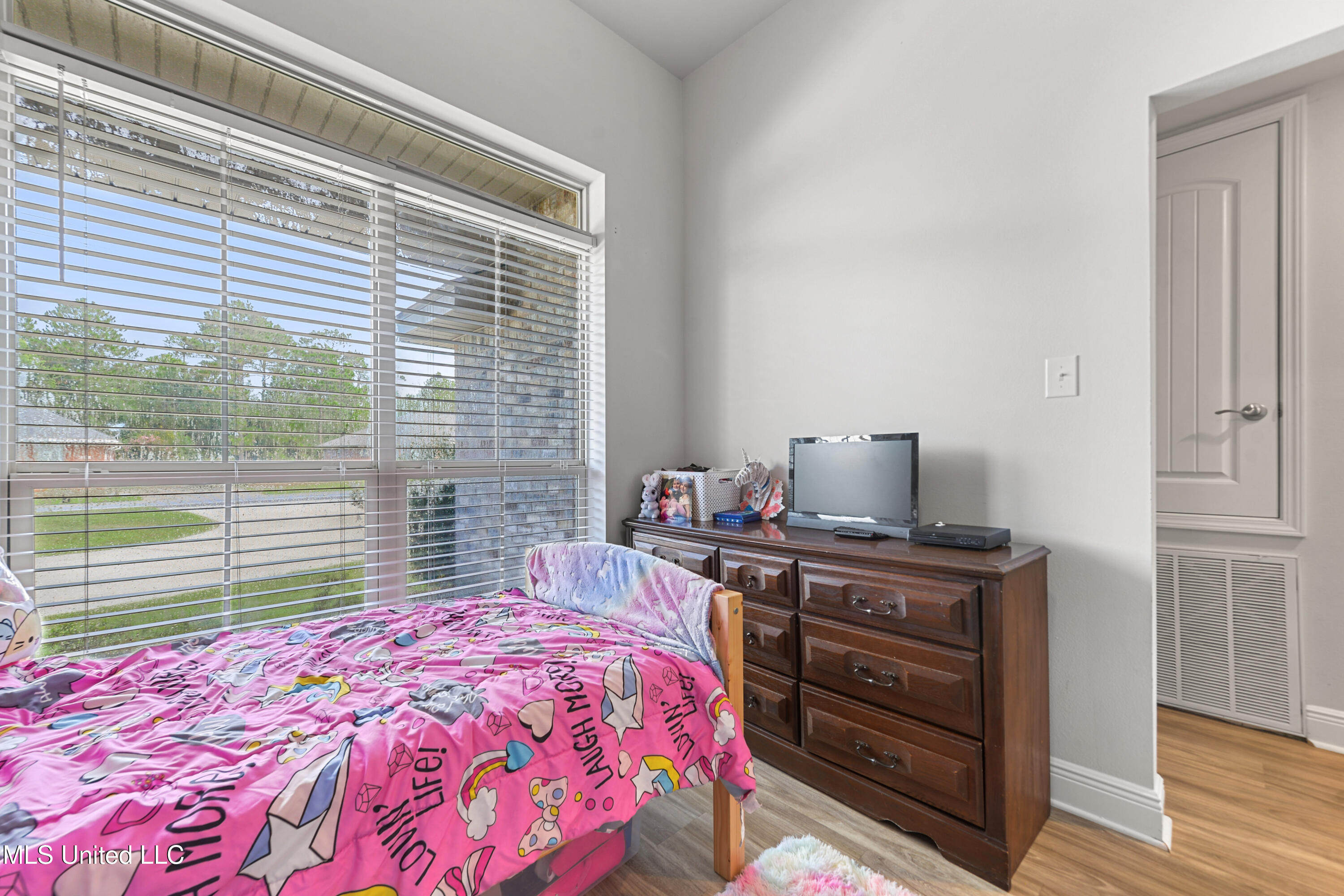 6751 Biddix-Evans Rd Central Ocean Springs, MS 39564 - Photo 22 of 37 022