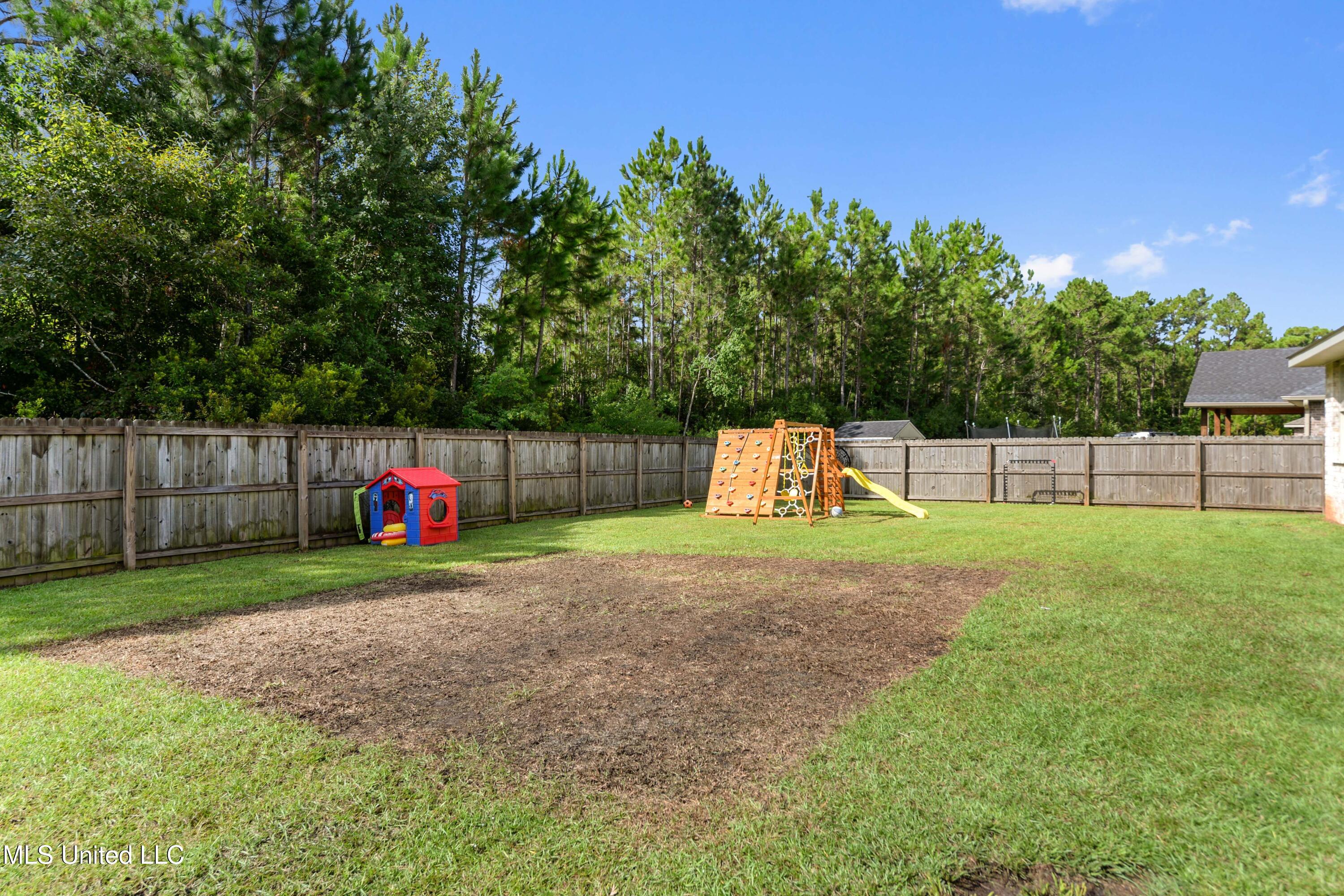 6751 Biddix-Evans Rd Central Ocean Springs, MS 39564 - Photo 28 of 37 027
