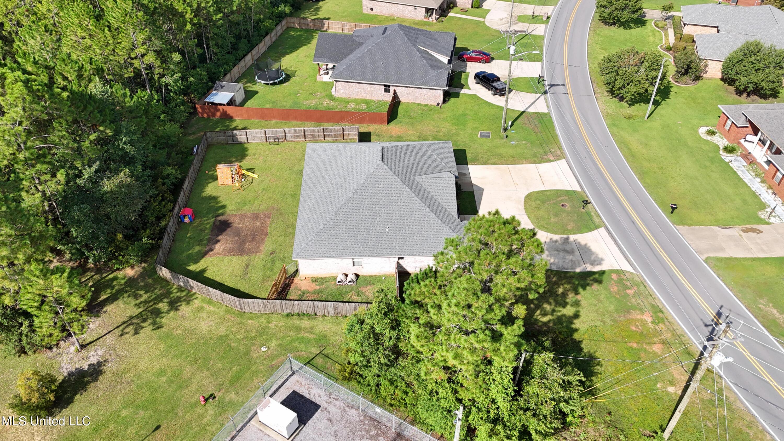 6751 Biddix-Evans Rd Central Ocean Springs, MS 39564 - Photo 35 of 37 035