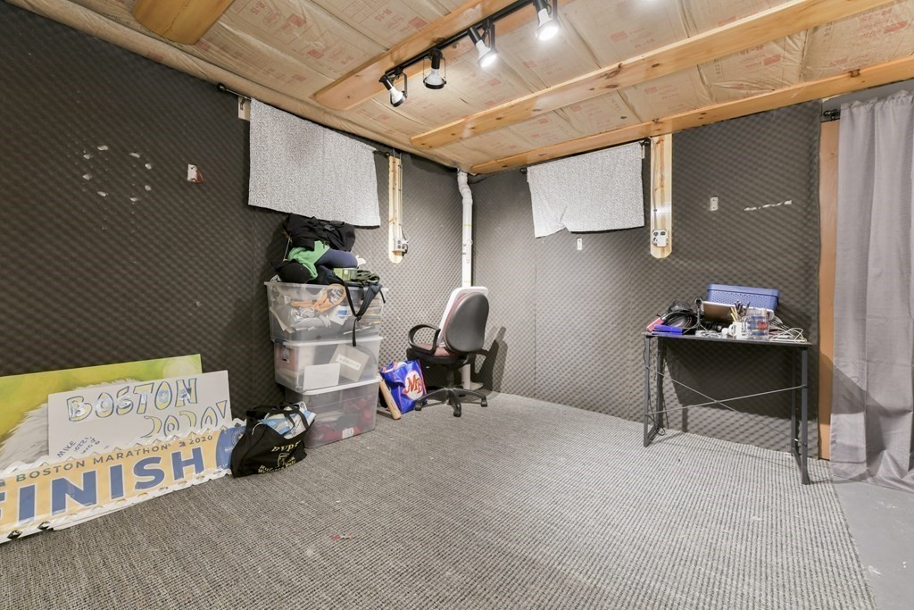 85 County Road Tewksbury, MA 01876 - Photo 18 of 20 Gallery Image 18