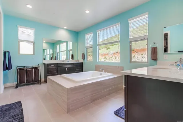 $1,040,000 | 280 Shetland Way, Fallbrook, CA 92028