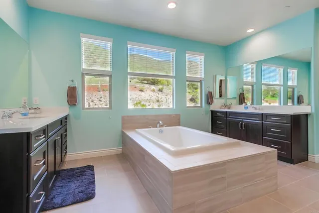 $1,040,000 | 280 Shetland Way, Fallbrook, CA 92028