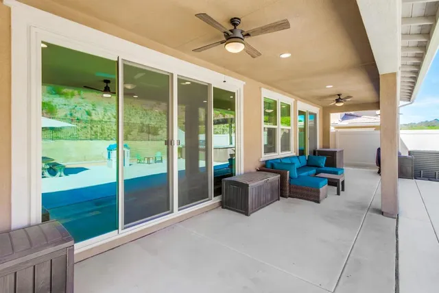 $1,040,000 | 280 Shetland Way, Fallbrook, CA 92028