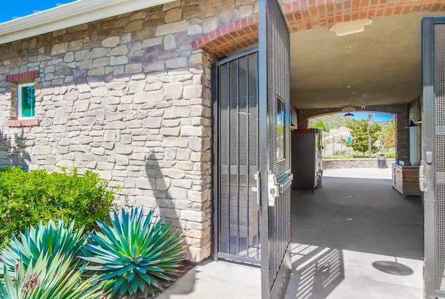 $1,040,000 | 280 Shetland Way, Fallbrook, CA 92028