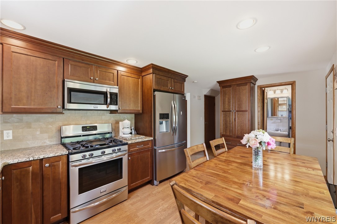 86 Patsy Lane Cheektowaga, NY 14043 - Photo 12 of 40 Rt. Side Kitchen