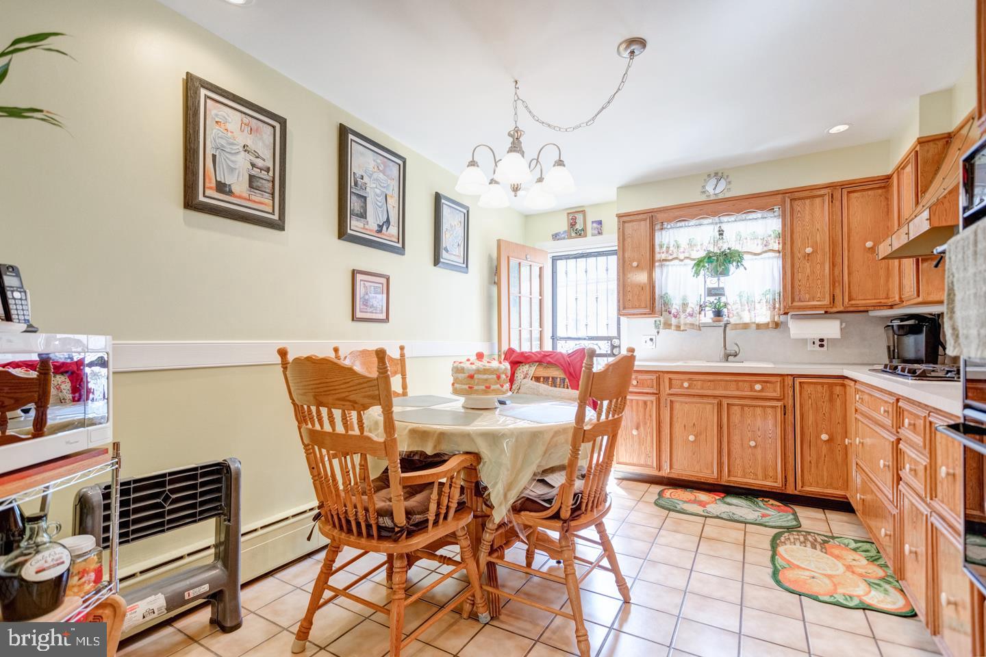 1128 Tree Street Philadelphia, PA 19148 - Photo 10 of 26 Gallery Image 10