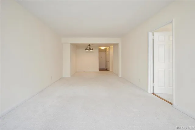 $2,200 | 4 Sadore Lane, Unit 5G, Yonkers, NY 10710