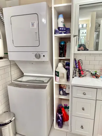 $5,100 | 2749 North Hampden Court, Unit 1G, Chicago, IL 60614