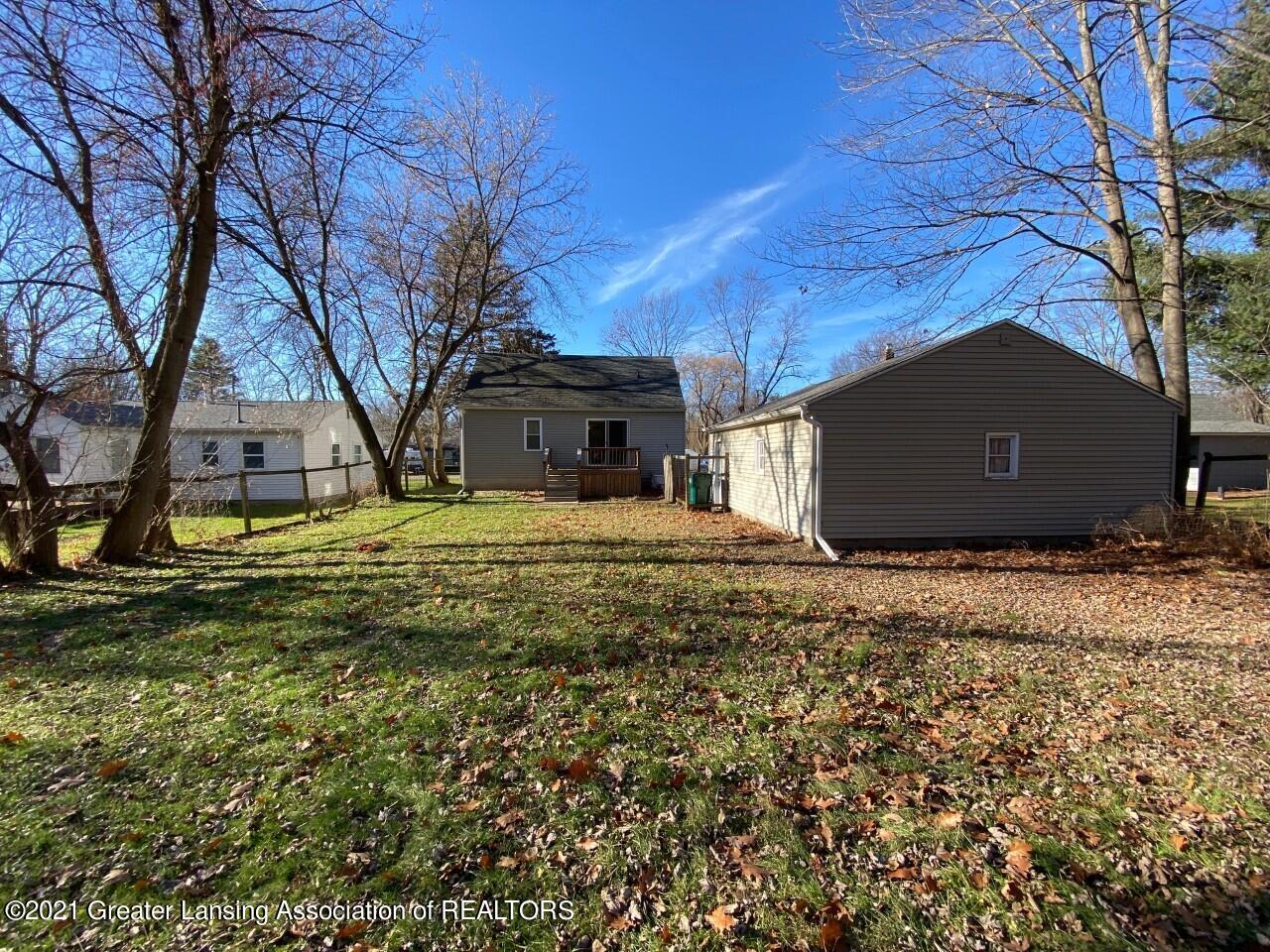 6247 Cooper Road Lansing, MI 48911 - Photo 28 of 29 thumbnail_IMG_3218