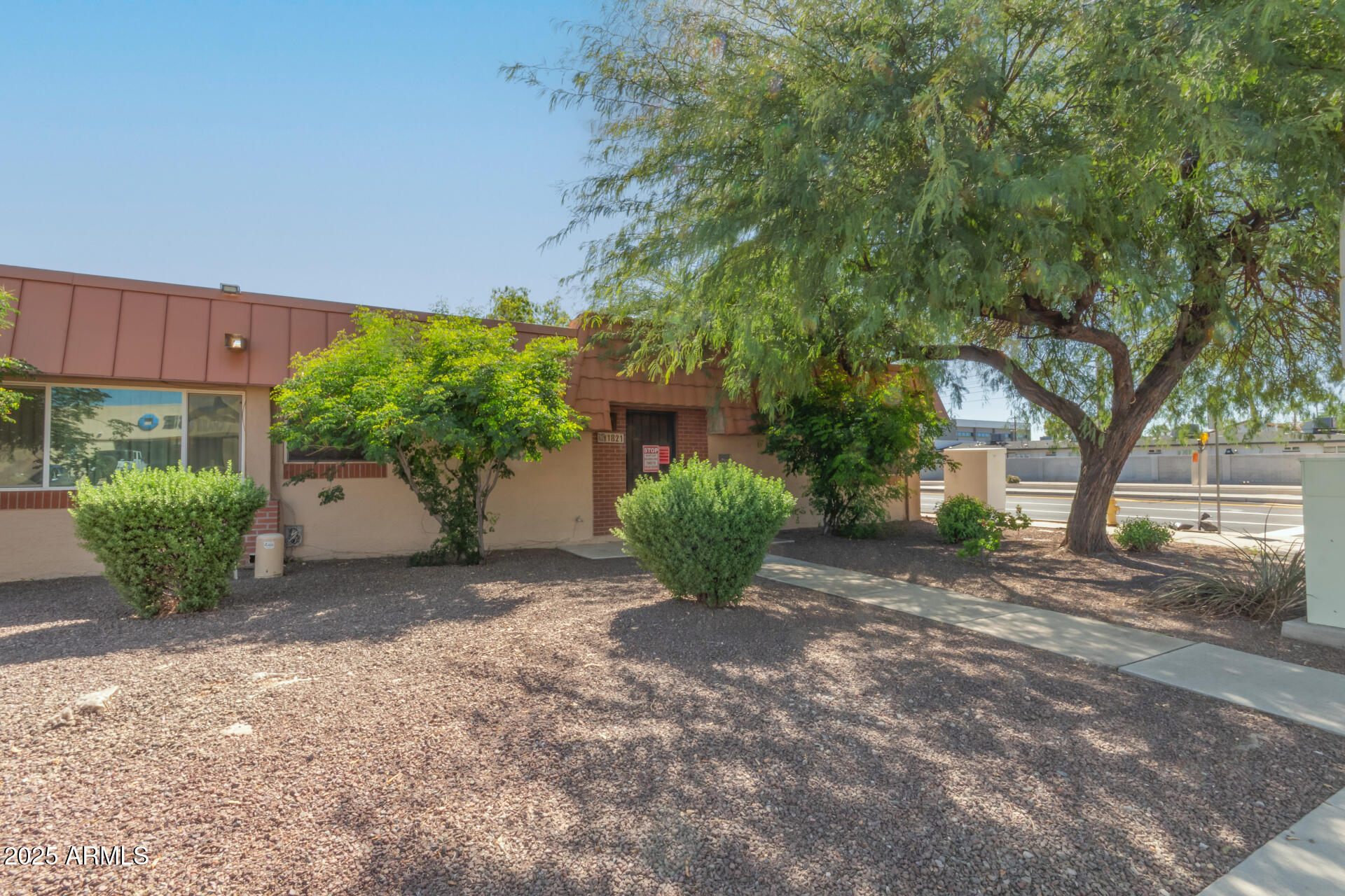 1821 West Augusta Avenue Phoenix, AZ 85021 - Photo 5 of 28