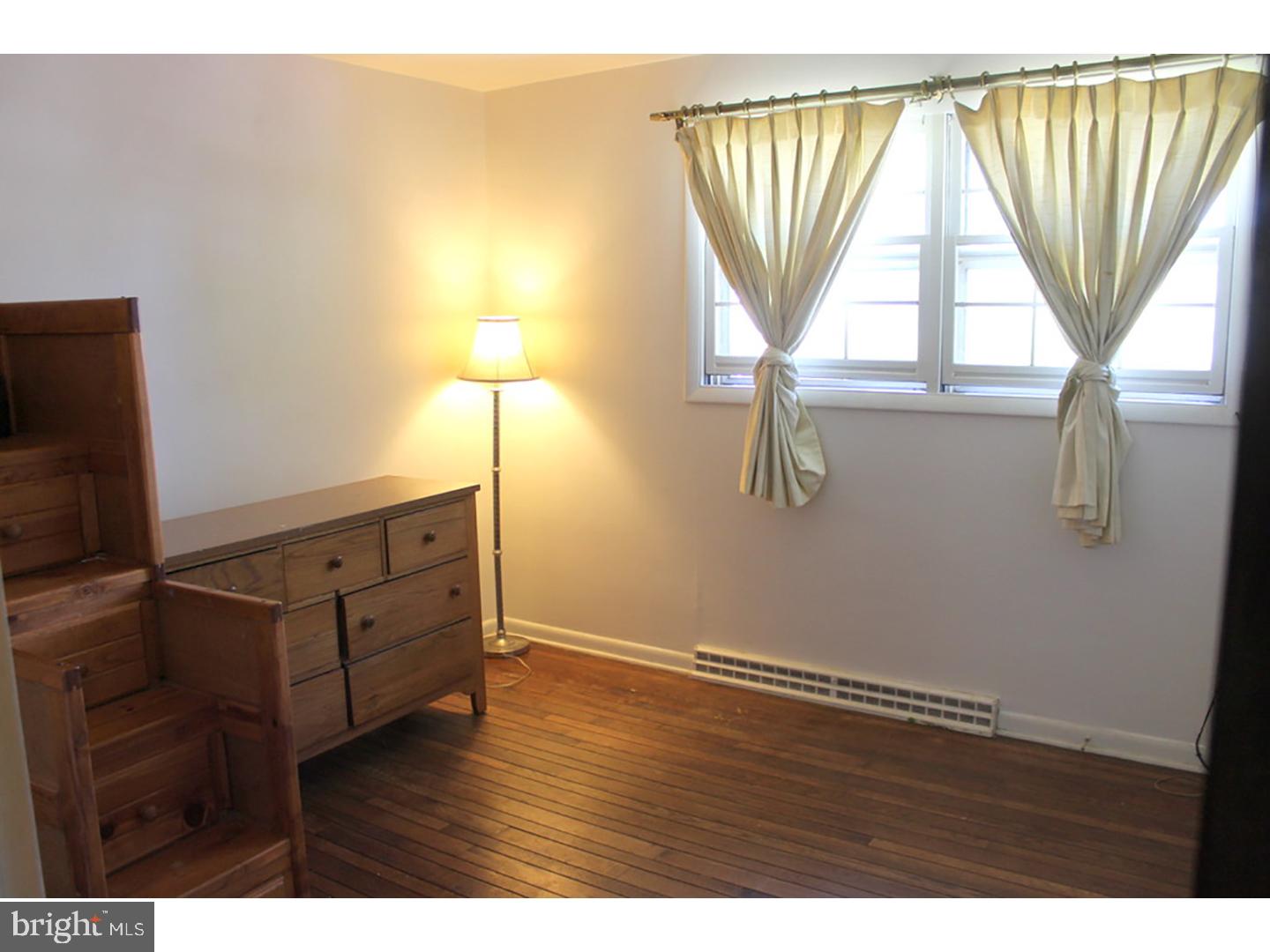1625 Westwood Road Wyomissing, PA 19610 - Photo 9 of 17 Bedroom