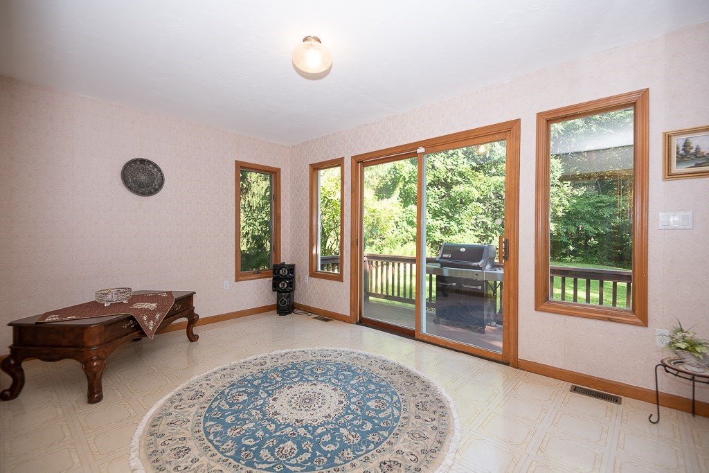 3 Spring Valley Road Worcester, MA 01609 - Photo 14 of 37 Gallery Image 14