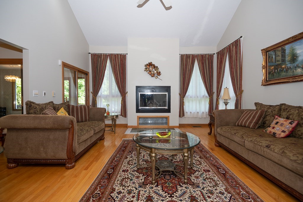 3 Spring Valley Road Worcester, MA 01609 - Photo 16 of 37 Gallery Image 16