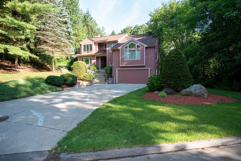 3 Spring Valley Road Worcester, MA 01609 - Photo 2 of 37 Gallery Image 2