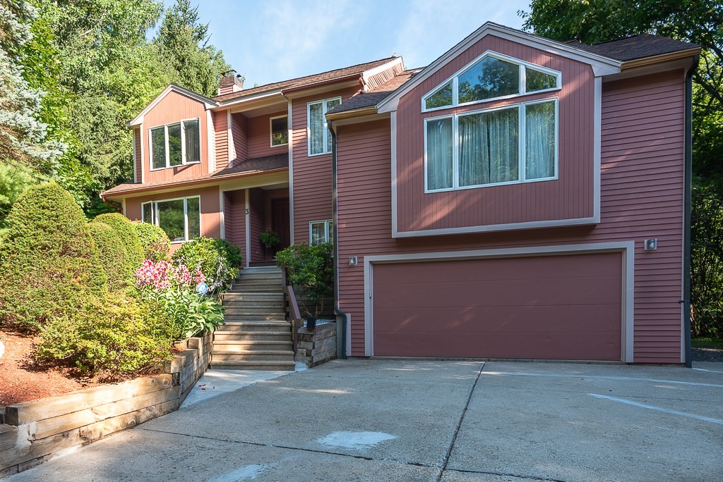 3 Spring Valley Road Worcester, MA 01609 - Photo 3 of 37 Gallery Image 3