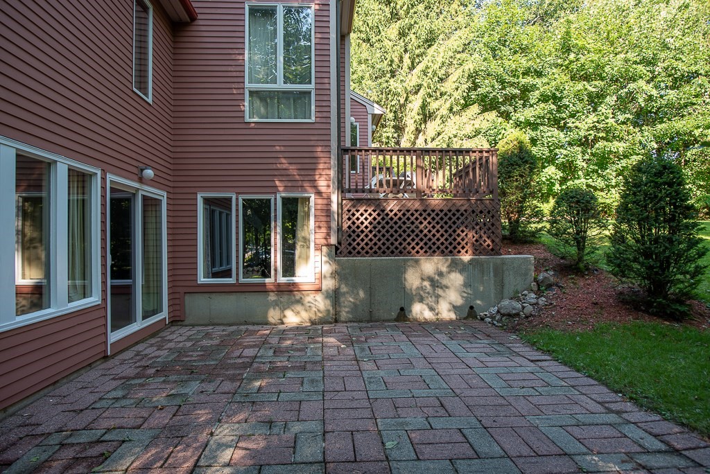 3 Spring Valley Road Worcester, MA 01609 - Photo 4 of 37 Gallery Image 4