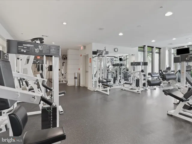 $325,000 | 9480 Virginia Center Boulevard, Unit 134, Vienna, VA 22181