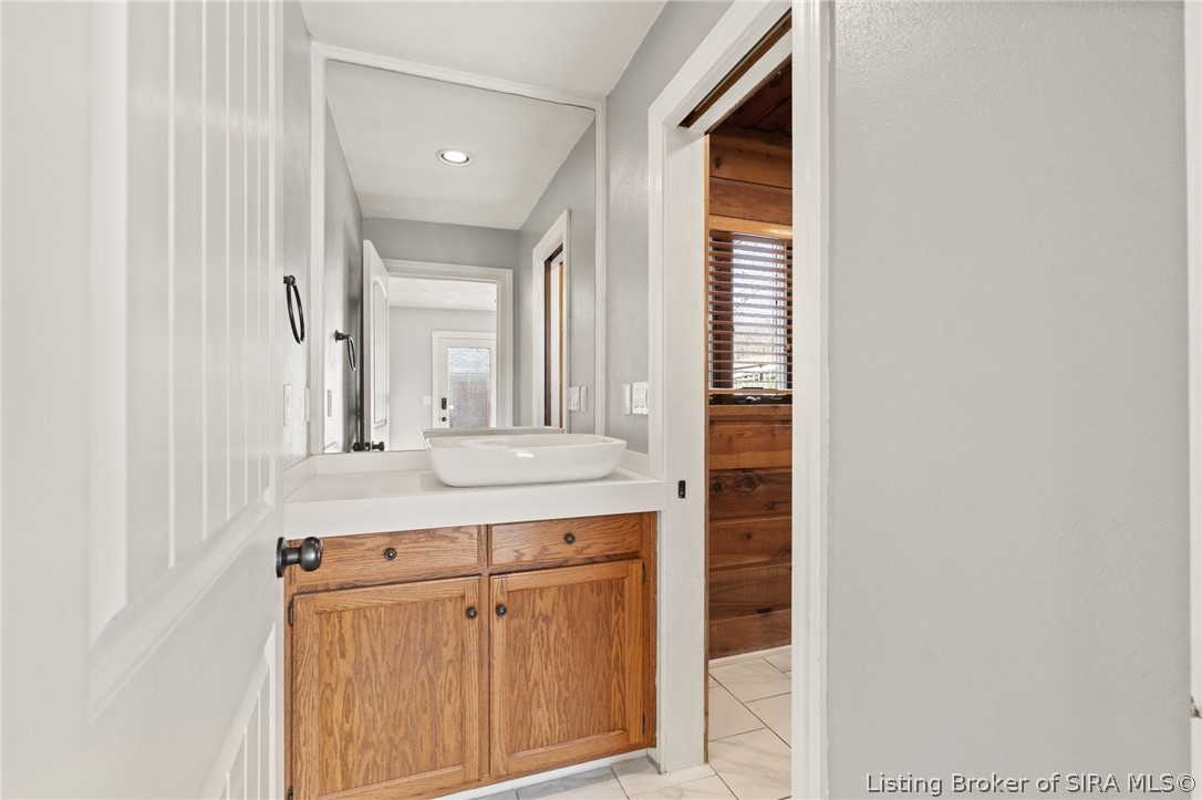 6256 Scottsville Road Floyds Knobs, IN 47119 - Photo 16 of 51