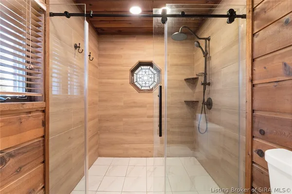 $365,000 | 6256 Scottsville Road, Floyds Knobs, IN 47119