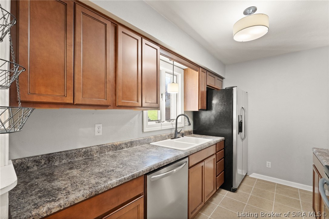 6256 Scottsville Road Floyds Knobs, IN 47119 - Photo 21 of 51