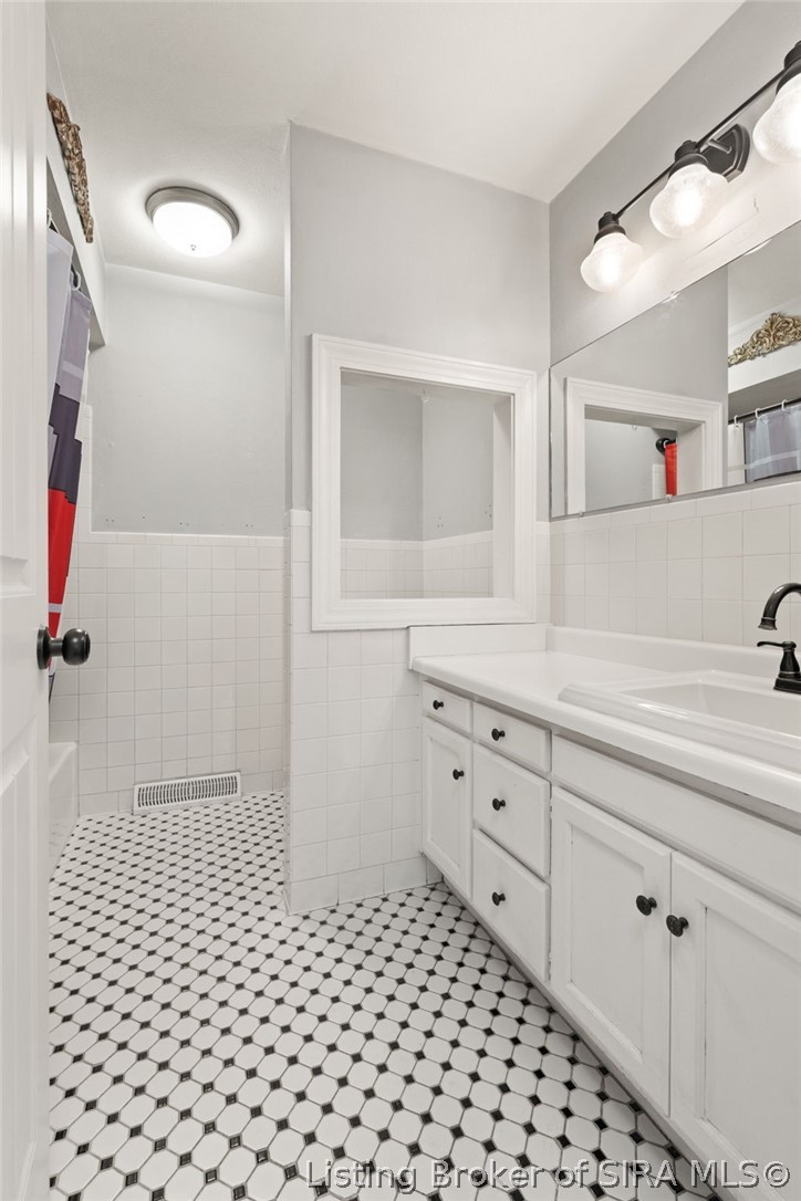 6256 Scottsville Road Floyds Knobs, IN 47119 - Photo 33 of 51