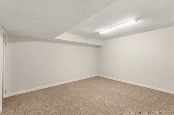 $365,000 | 6256 Scottsville Road, Floyds Knobs, IN 47119