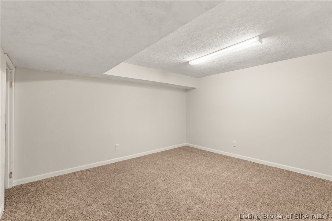 6256 Scottsville Road Floyds Knobs, IN 47119 - Photo 42 of 51