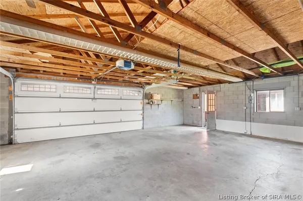 $365,000 | 6256 Scottsville Road, Floyds Knobs, IN 47119