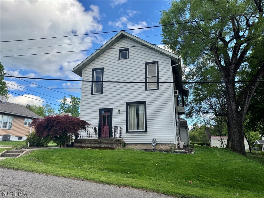 1409 Spring Street Coshocton, OH 43812 - Photo 1 of 21