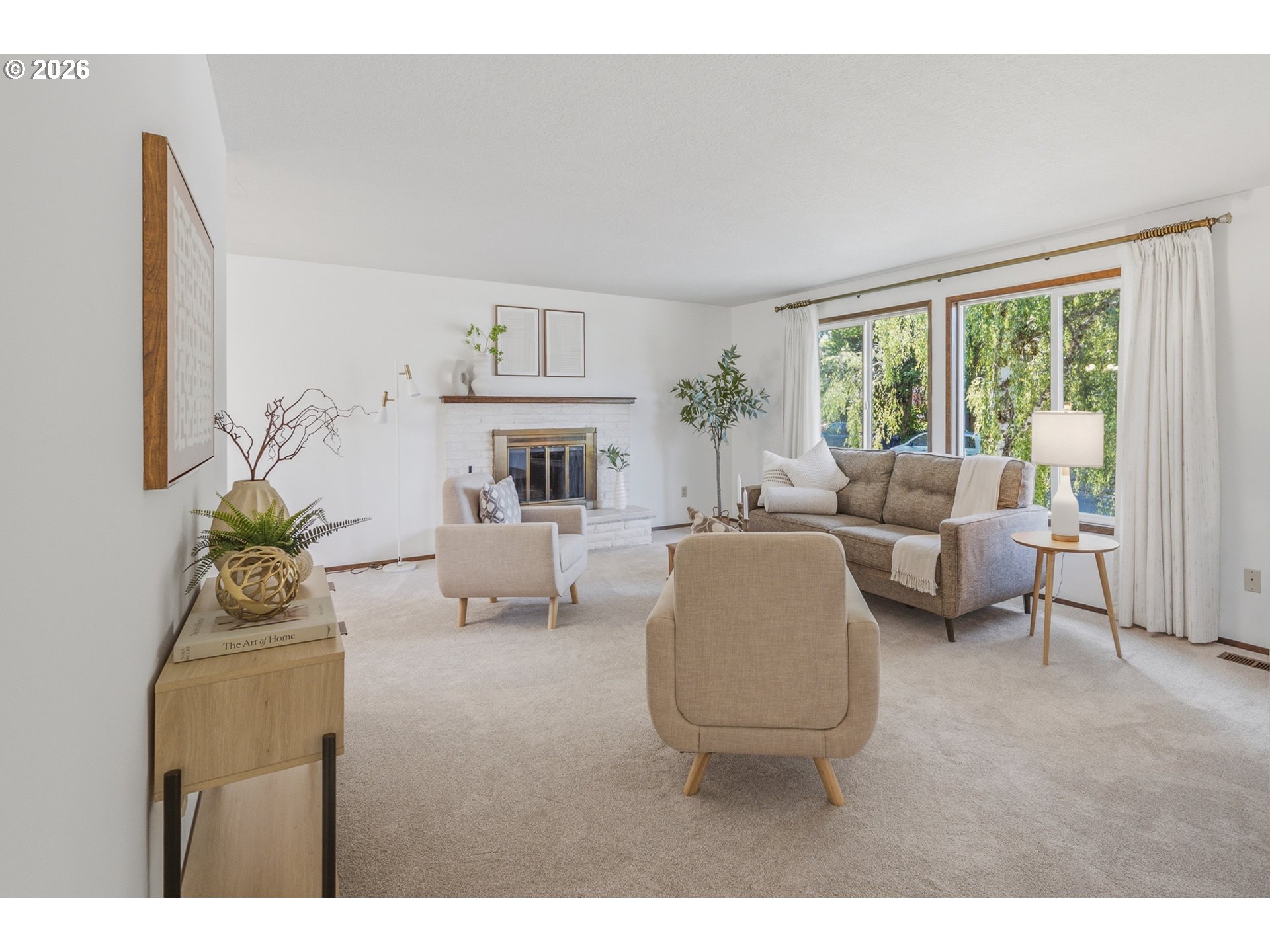 16285 Southwest Rosa Road Beaverton, OR 97007 - Photo 3 of 42 Living Room