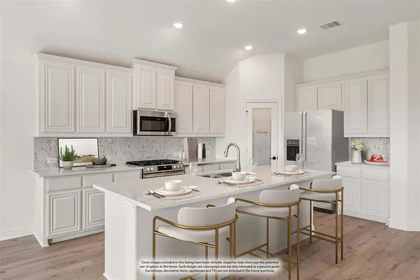 $384,384 | 200 Sweetwater Drive, Commerce, TX 75428