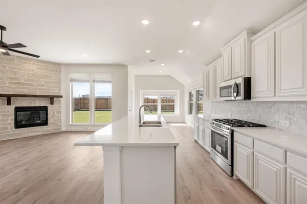 $384,384 | 200 Sweetwater Drive, Commerce, TX 75428