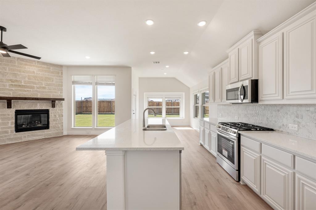 200 Sweetwater Drive Commerce, TX 75428 - Photo 16 of 34