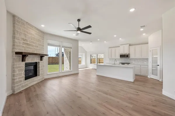 $384,384 | 200 Sweetwater Drive, Commerce, TX 75428