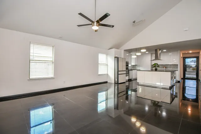 $2,150 | 2015 Treasure Mountain Drive, Spring, TX 77388