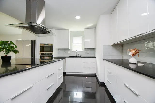 $2,150 | 2015 Treasure Mountain Drive, Spring, TX 77388