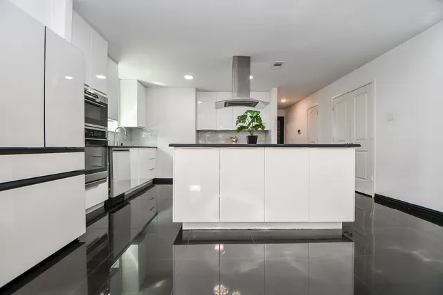 $2,150 | 2015 Treasure Mountain Drive, Spring, TX 77388