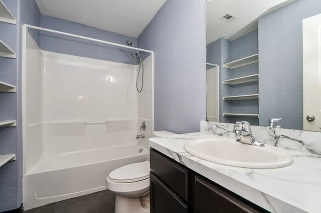 $2,150 | 2015 Treasure Mountain Drive, Spring, TX 77388