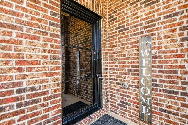 $2,150 | 2015 Treasure Mountain Drive, Spring, TX 77388