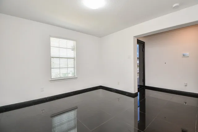 $2,150 | 2015 Treasure Mountain Drive, Spring, TX 77388